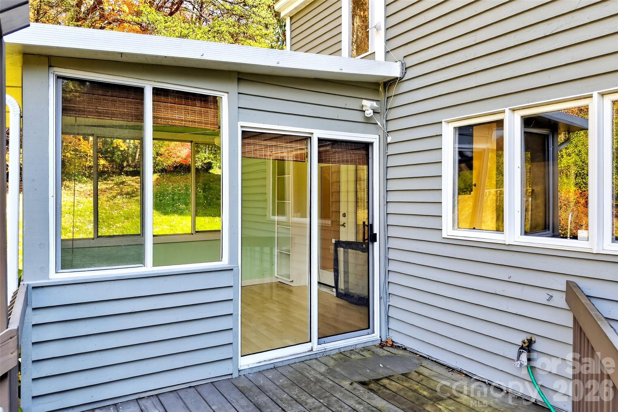 The Lynx Condominium - Residential