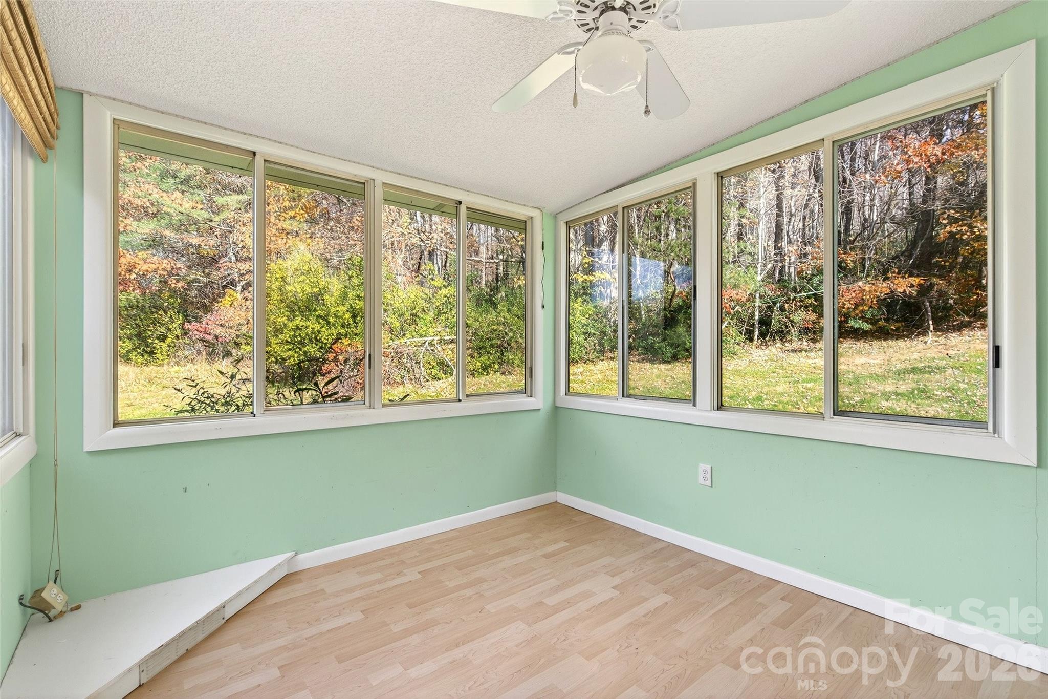 The Lynx Condominium - Residential