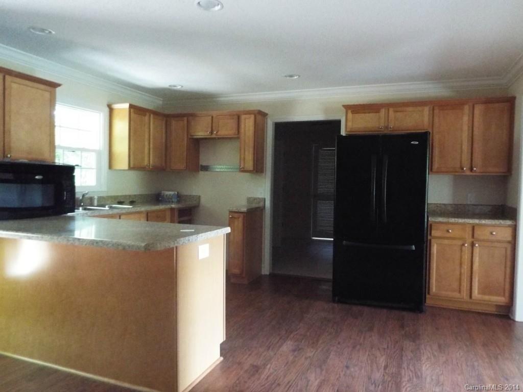 HOLLY HILLS - Residential