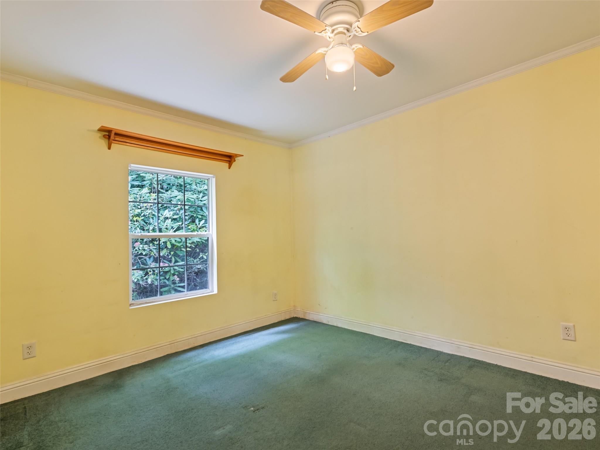 Spruce Pine Estates - Residential