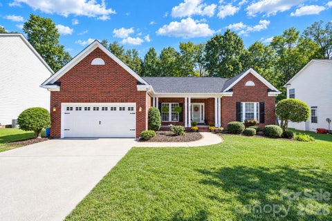 Photo of 117 Doby Creek Court, Fort Mill, SC 29715 (MLS # 4434295)