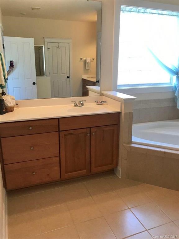 Lake Shore - Residential