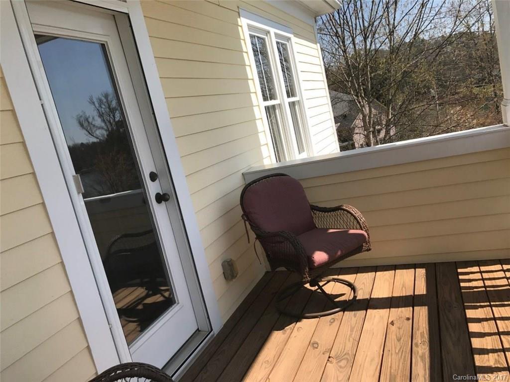 Lake Shore - Residential