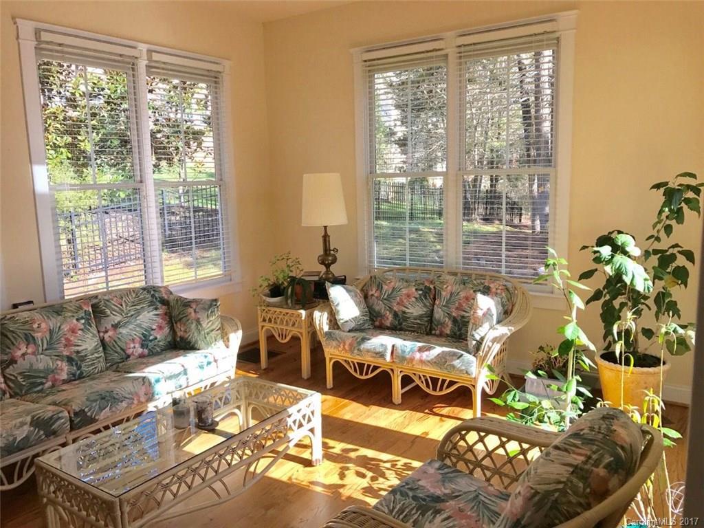 Lake Shore - Residential