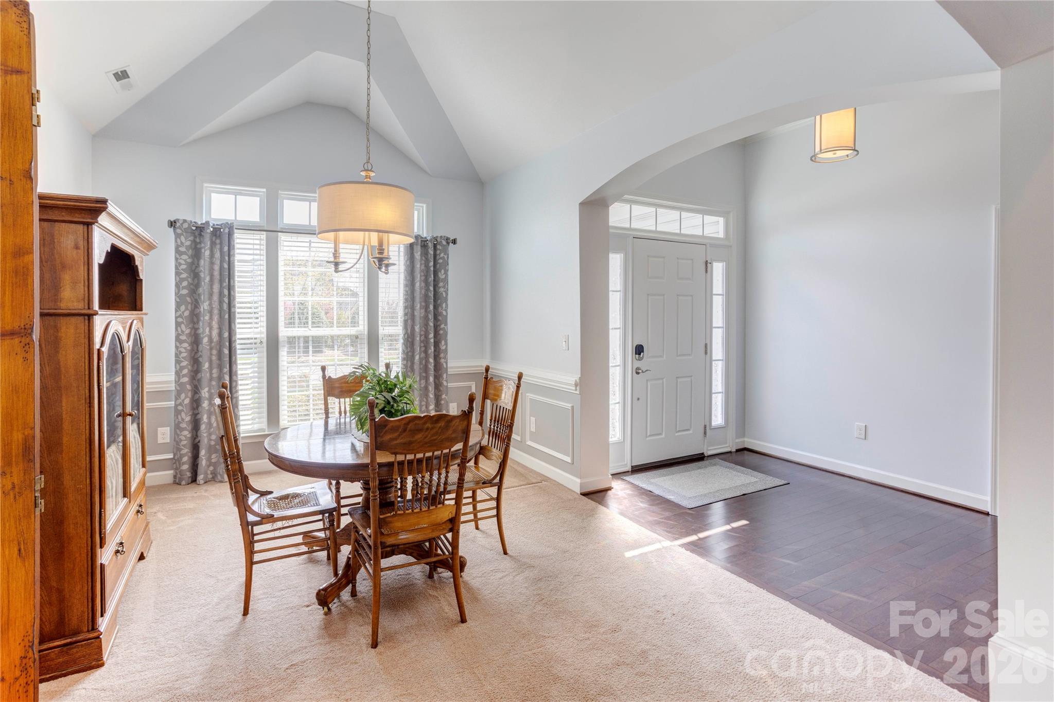 550 Old Speedway Drive NW