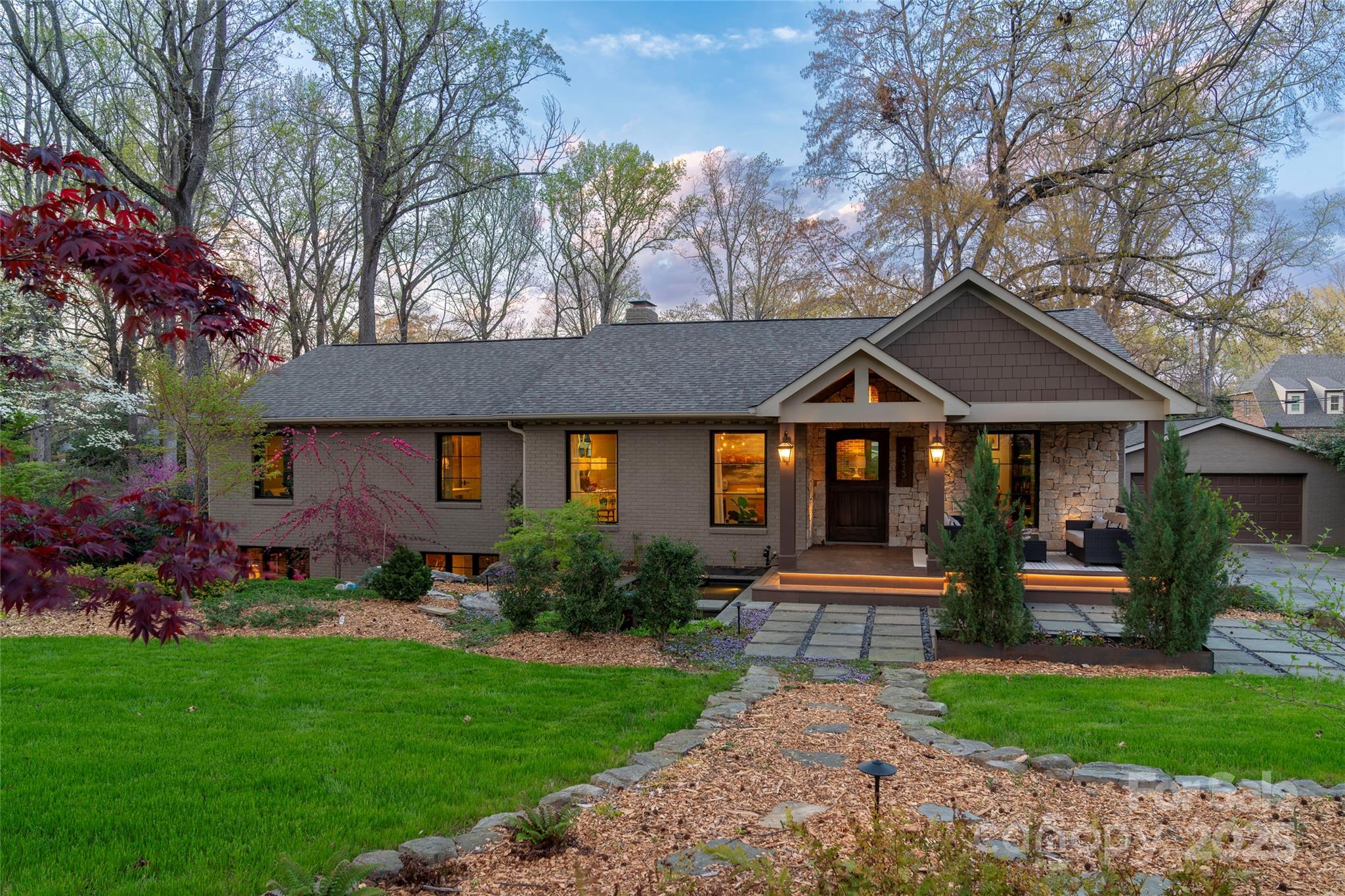 4313 Kingswood Road