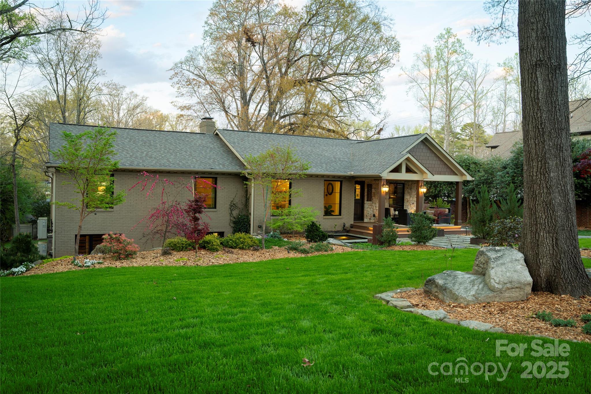 4313 Kingswood Road
