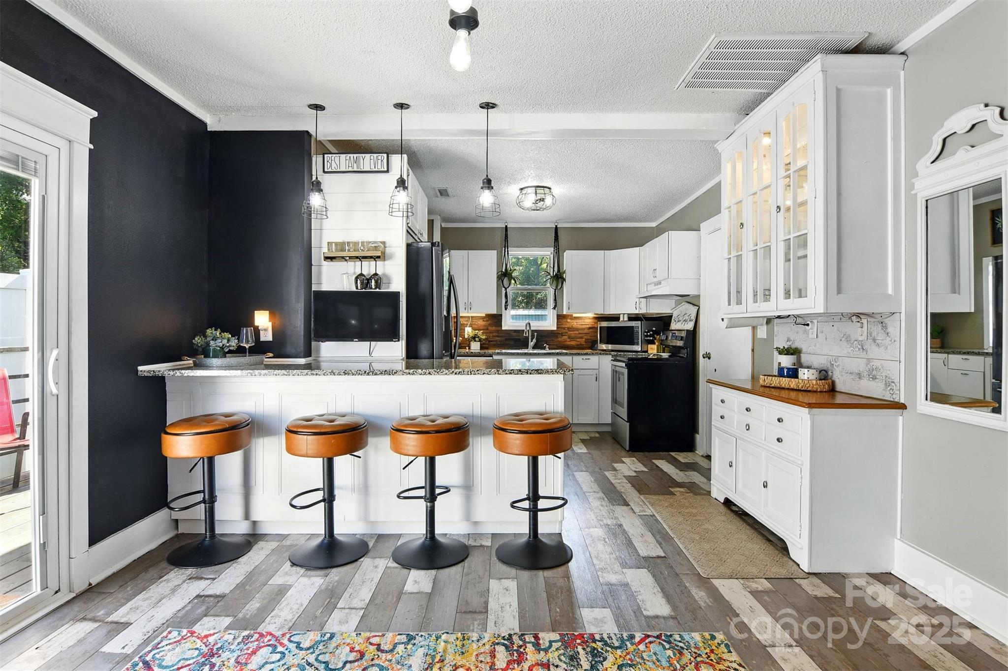OAKLAND HEIGHTS - Residential