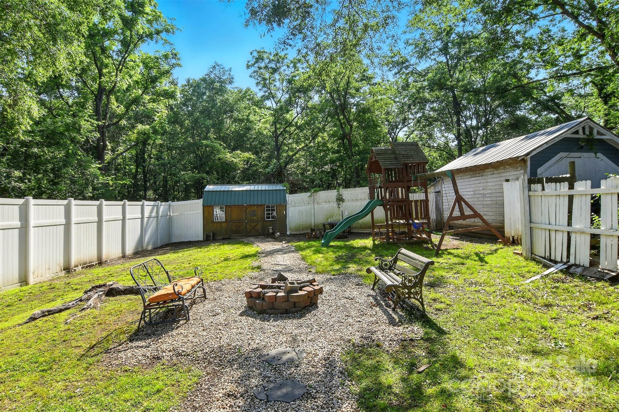OAKLAND HEIGHTS - Residential