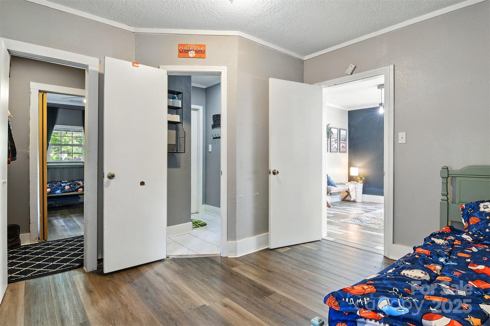 OAKLAND HEIGHTS - Residential