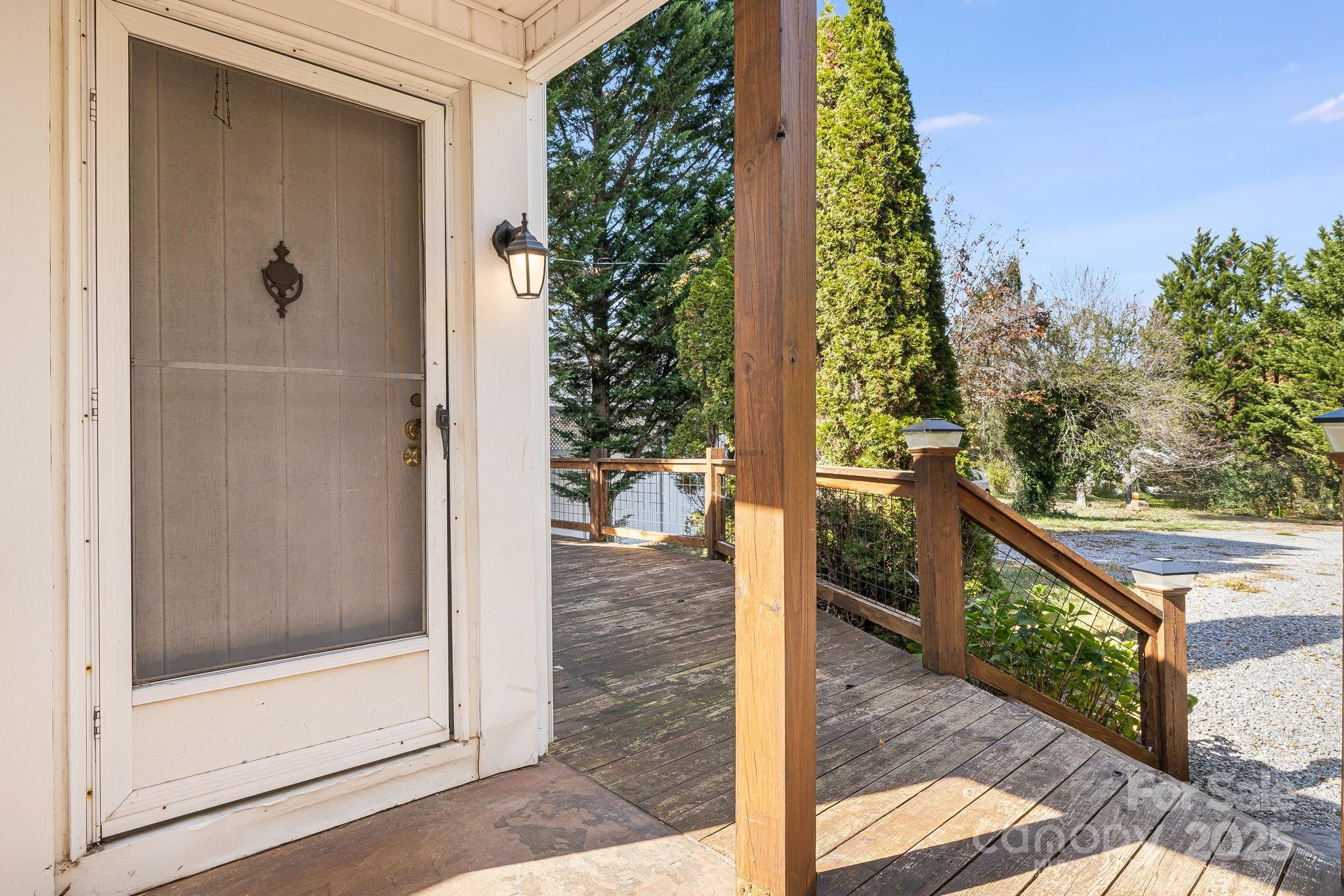 209 Governors View Road