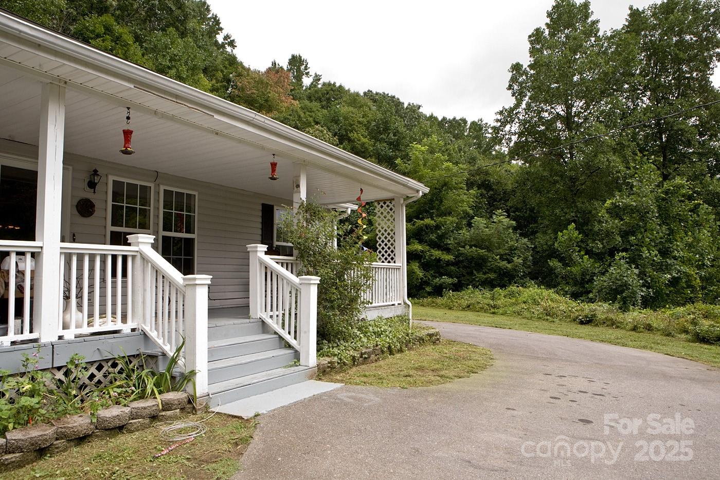 165 Peepeye Cove Road