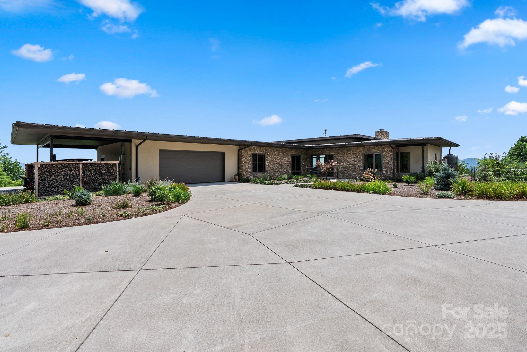 1045 & 1047 Graham Road