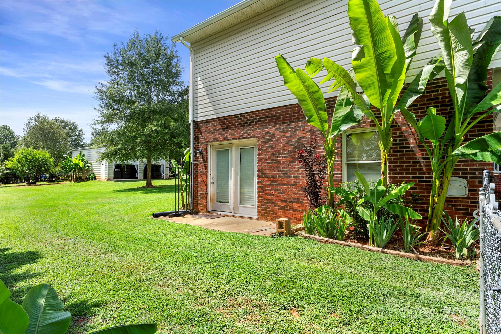 938 Lyndsey Brook Court