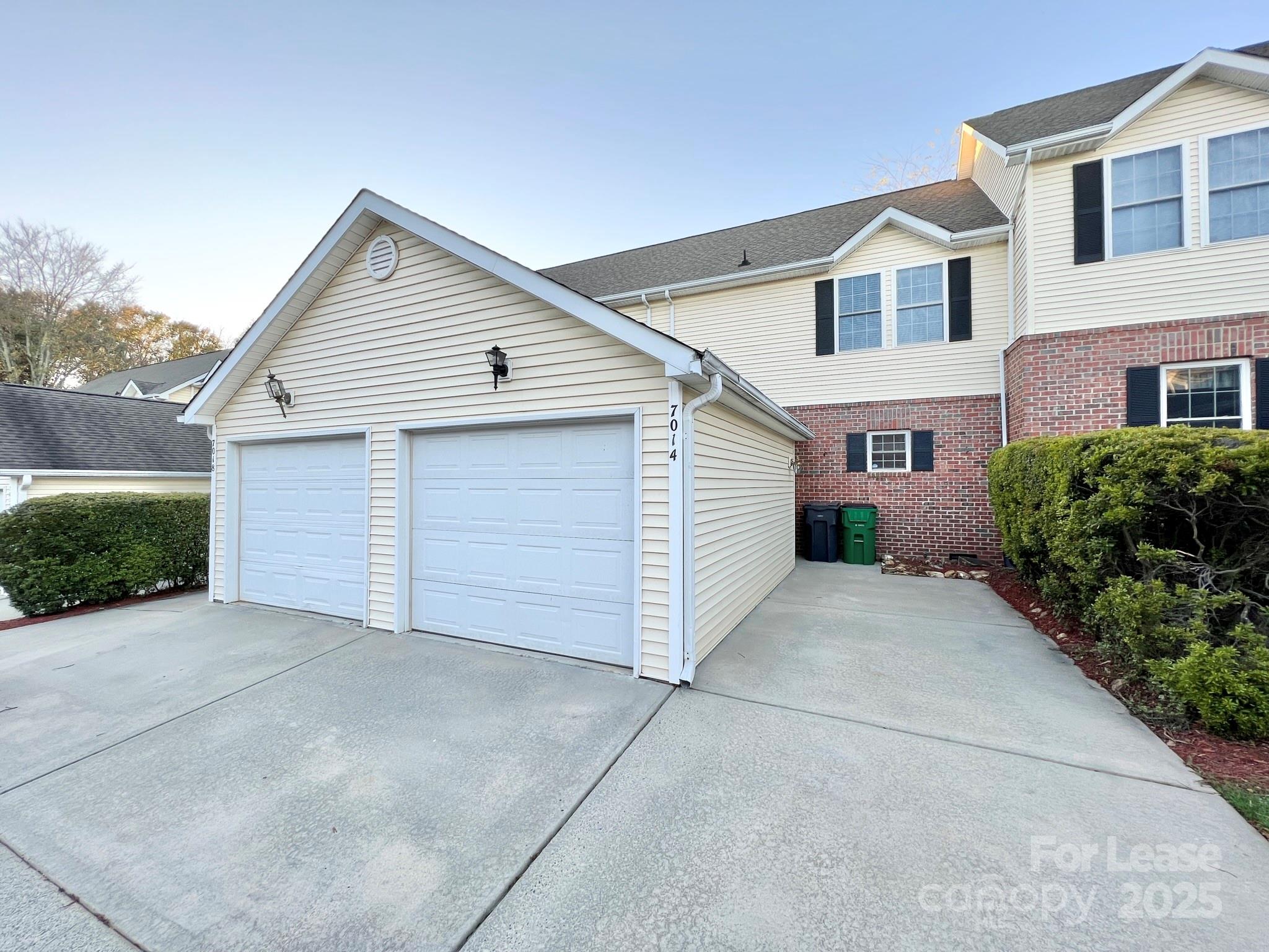 Oak Hill Village - Residential Lease