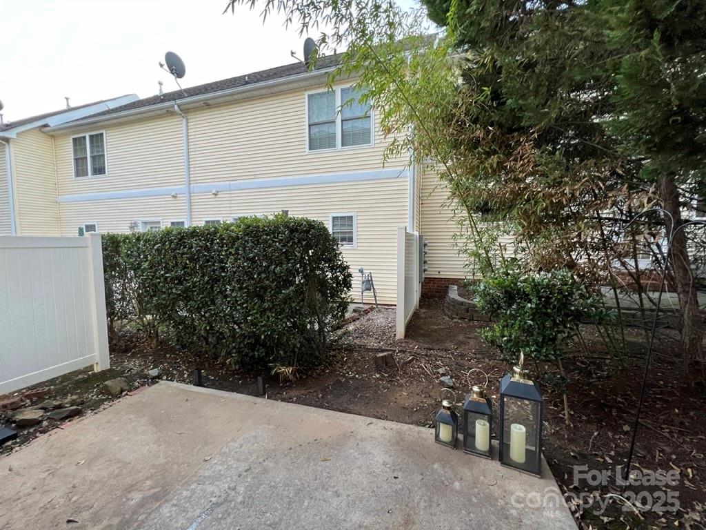 Oak Hill Village - Residential Lease