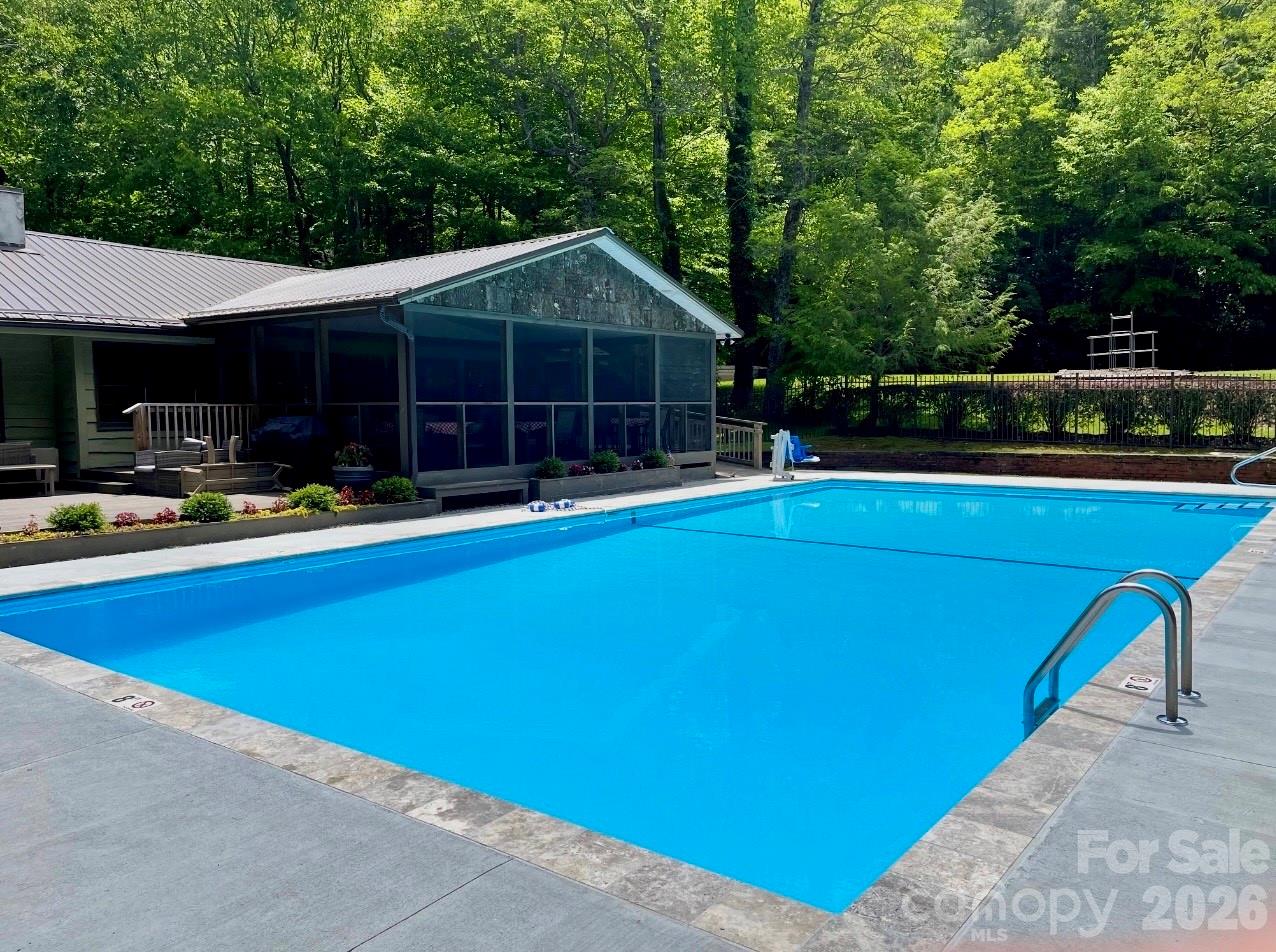 Gingercake Acres - Residential