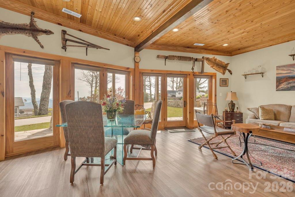 Gingercake Acres - Residential