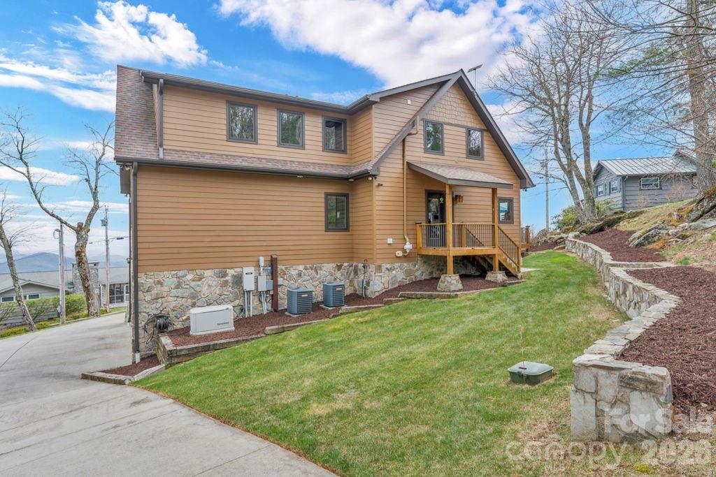 Gingercake Acres - Residential