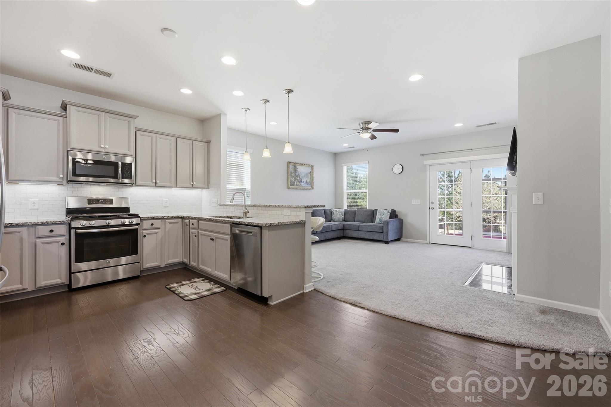 3176 Bridgewater Street