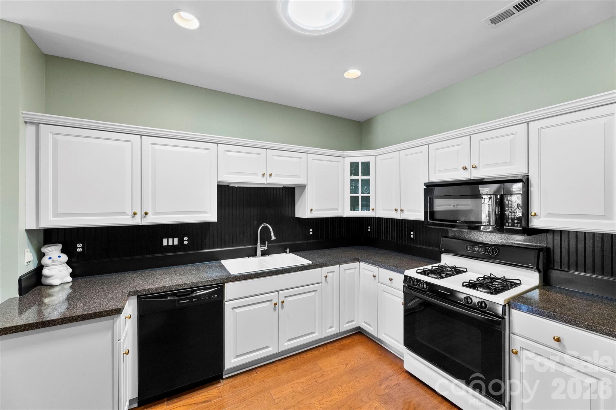 Windsor Oaks - Residential