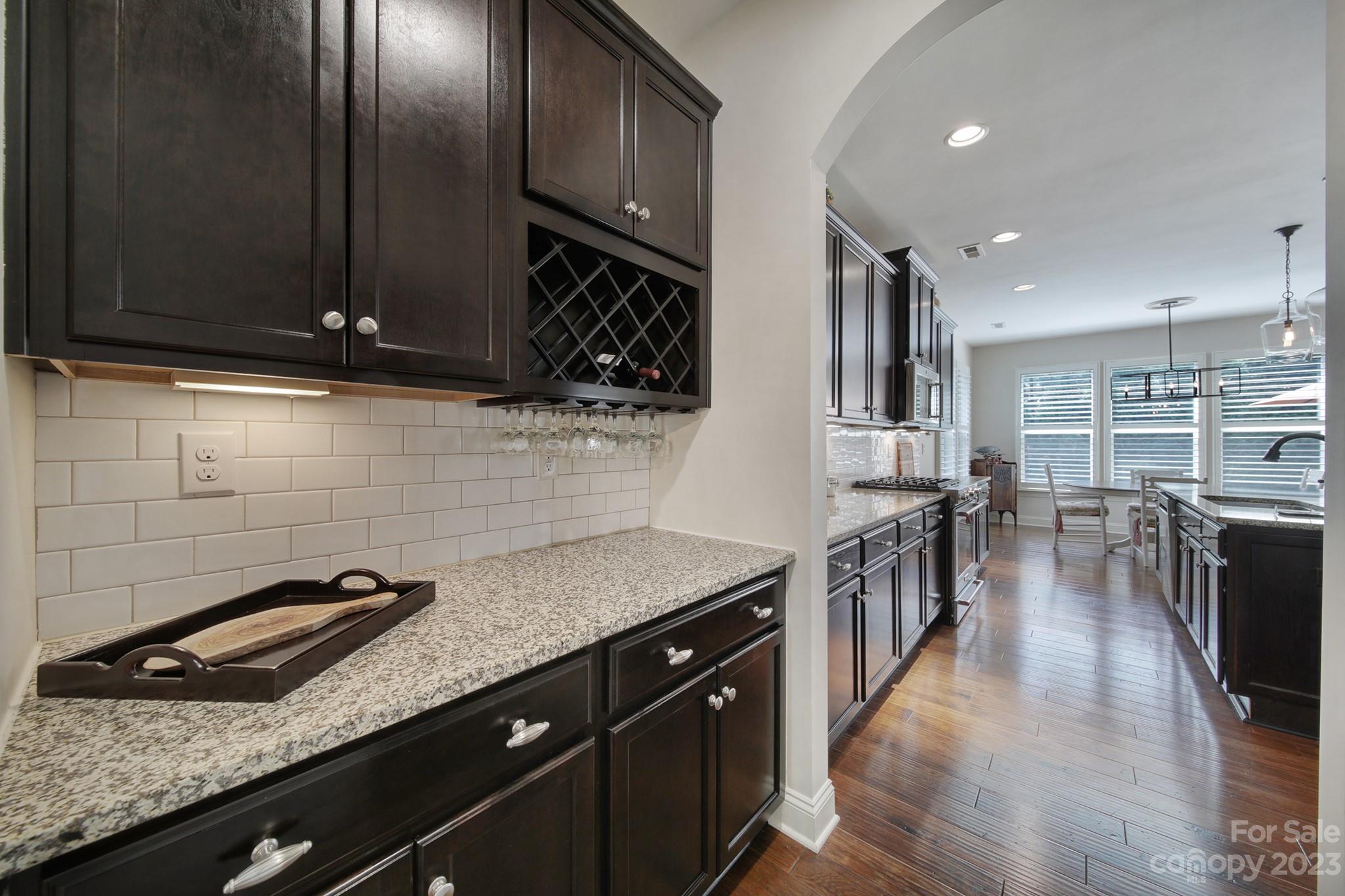 Barber Rock - Residential