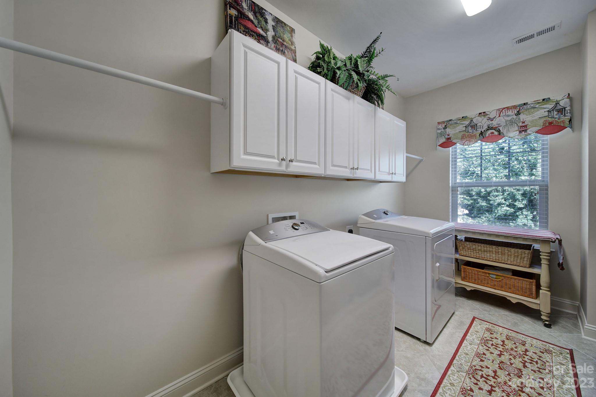 Barber Rock - Residential