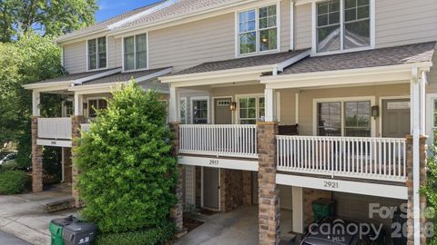 Photo of 2917 Craftsman Lane, Charlotte, NC 28204 (MLS # 4384018)