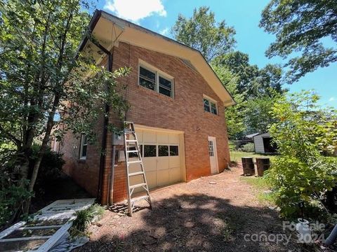 A home in Conover