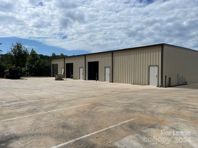 4738 Commons Drive 101-103