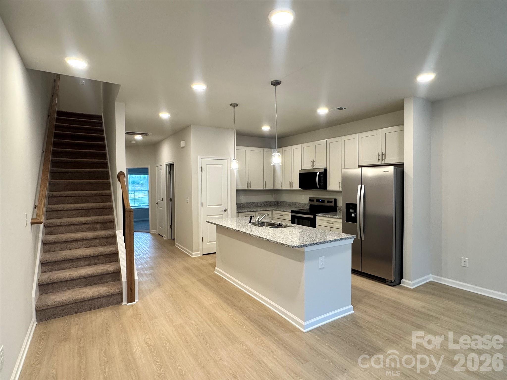 4700 Prosperity Church Road 6405