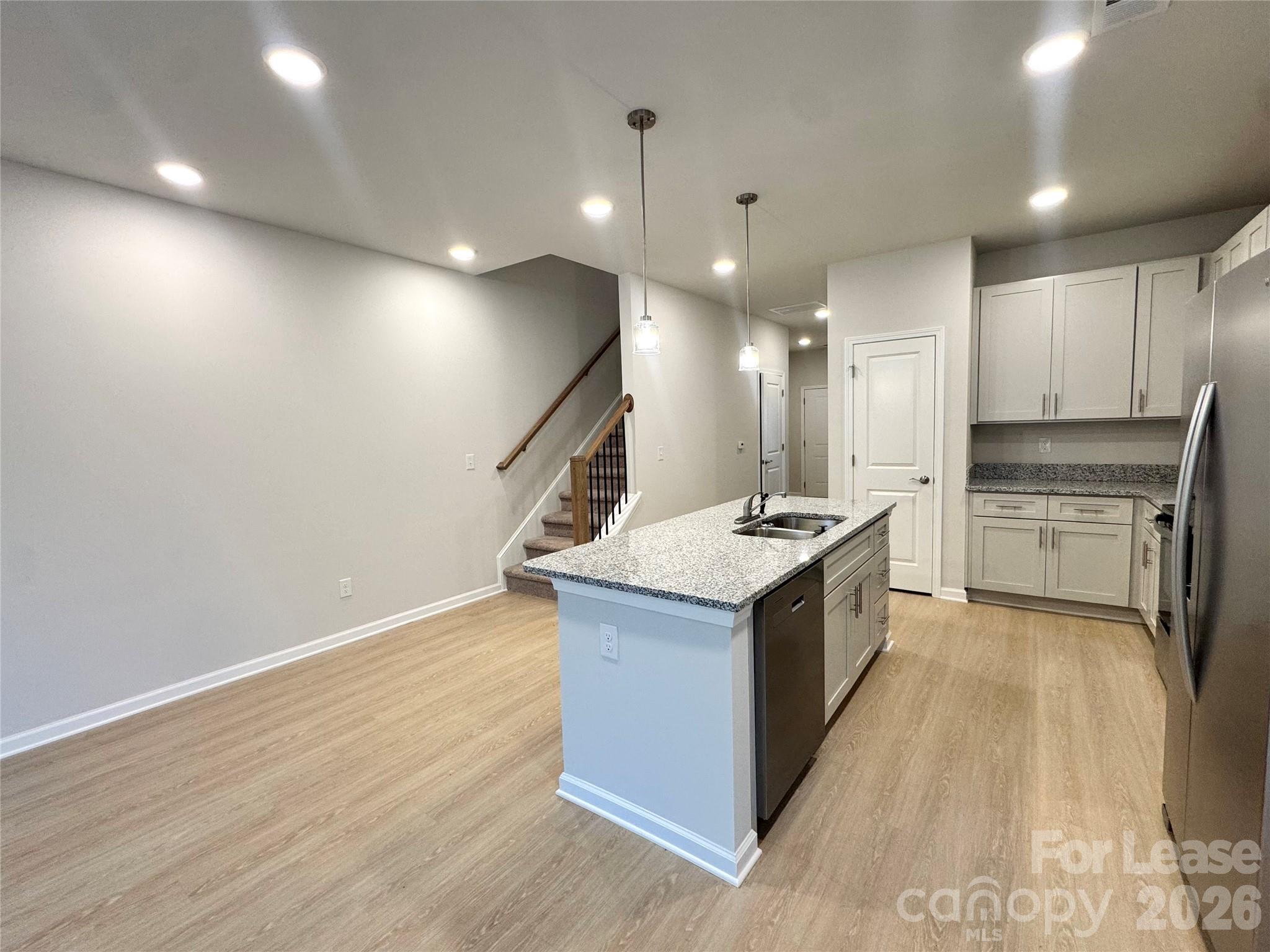 4700 Prosperity Church Road 6405