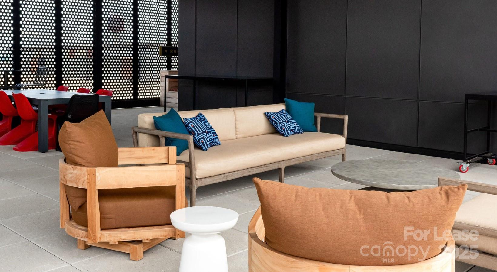 Charlotte, North Carolina 28206, United States, 1 Bedroom Bedrooms, ,1 BathroomBathrooms,Residential,Active,48409