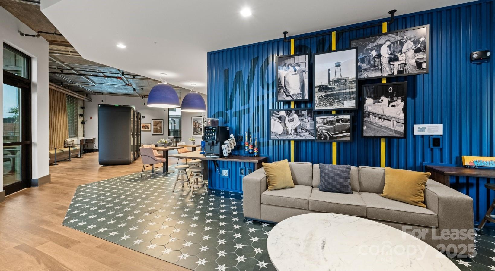 Charlotte, North Carolina 28206, United States, 1 Bedroom Bedrooms, ,1 BathroomBathrooms,Residential,Active,48409