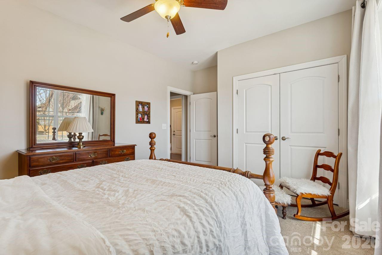 The Conservancy at McLean - Residential