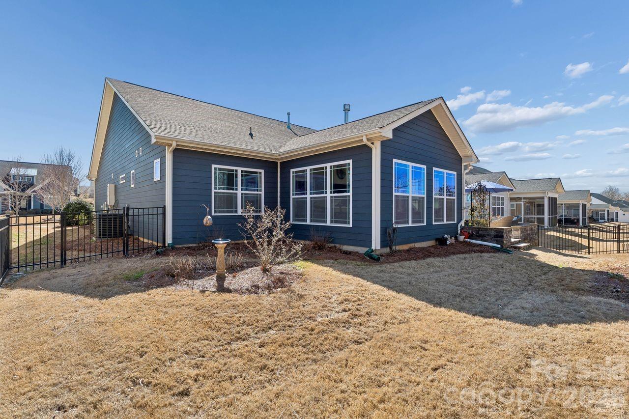 The Conservancy at McLean - Residential