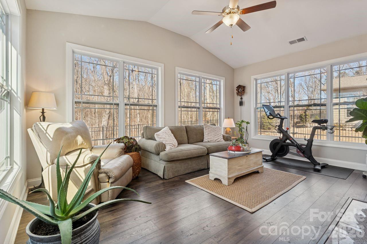 The Conservancy at McLean - Residential