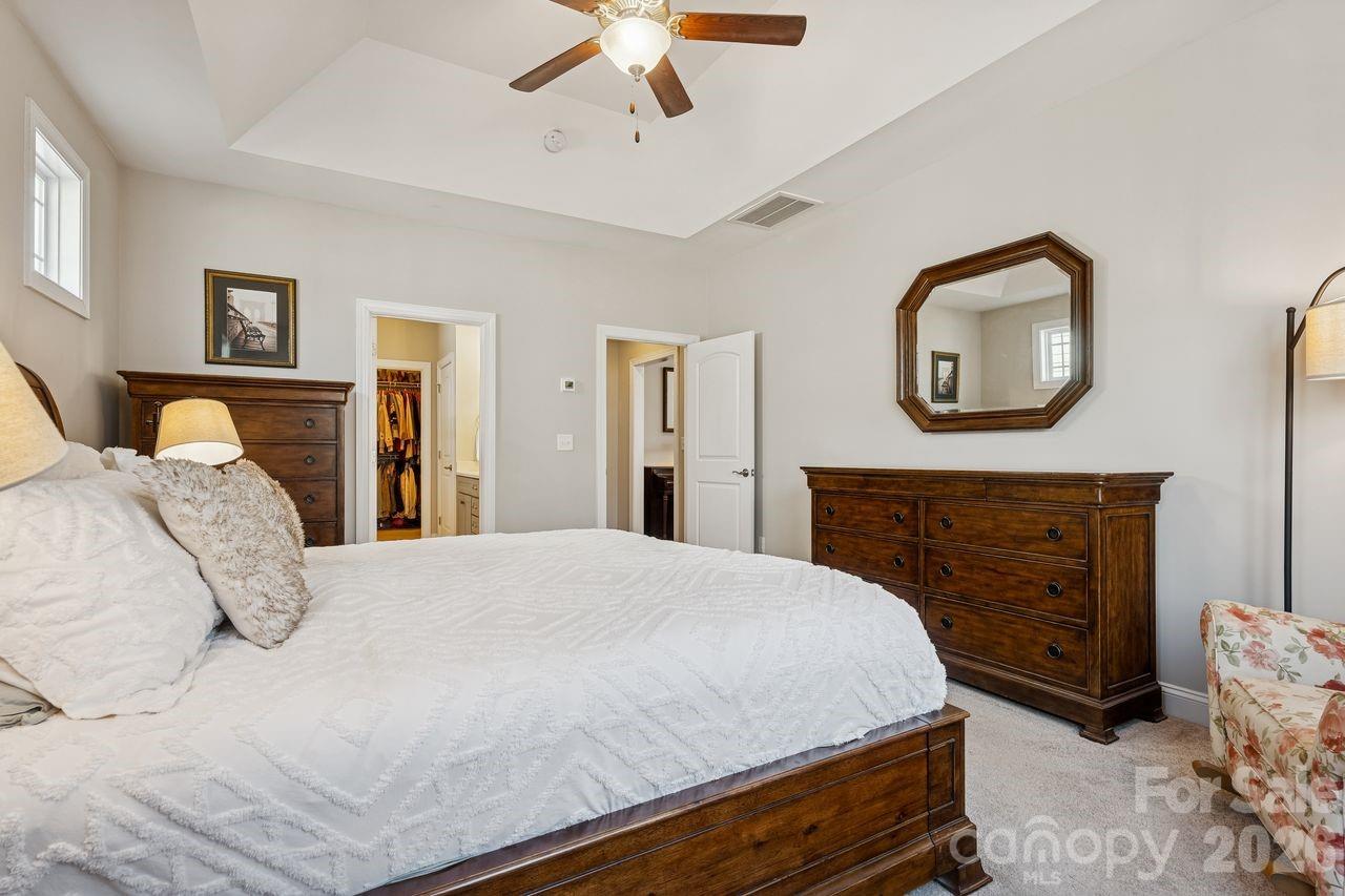 The Conservancy at McLean - Residential