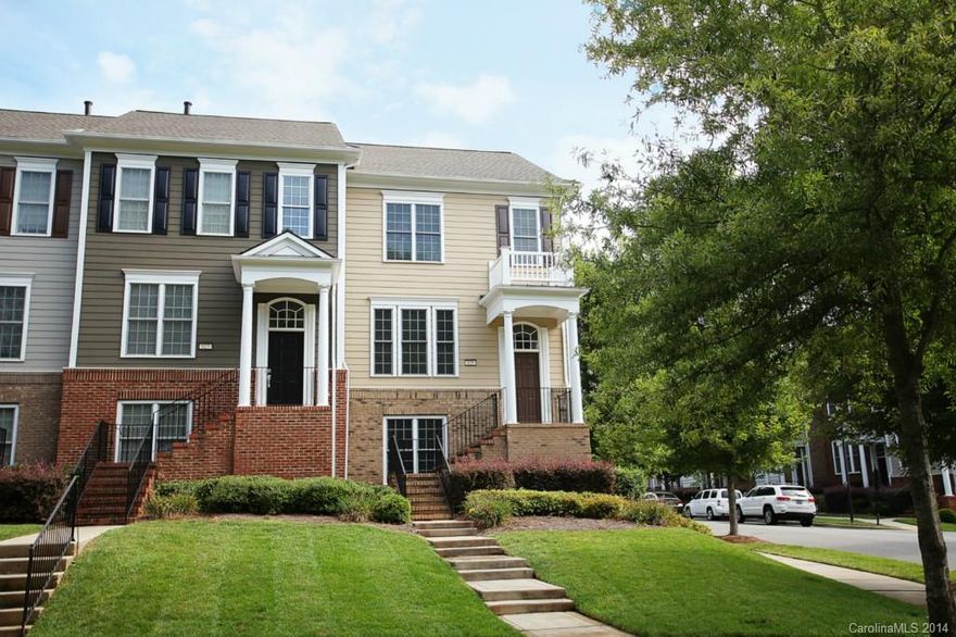 Wonderful townhome in popular Baxter Village Community! Home features beautiful hardwood floors, granite countertops, stainless steel appliances, great room with gas fireplace, dining room, master bedroom suite, 2 car garage, deck, enjoy all the Baxter Community amenities which include pool, playground, walking trails & more!