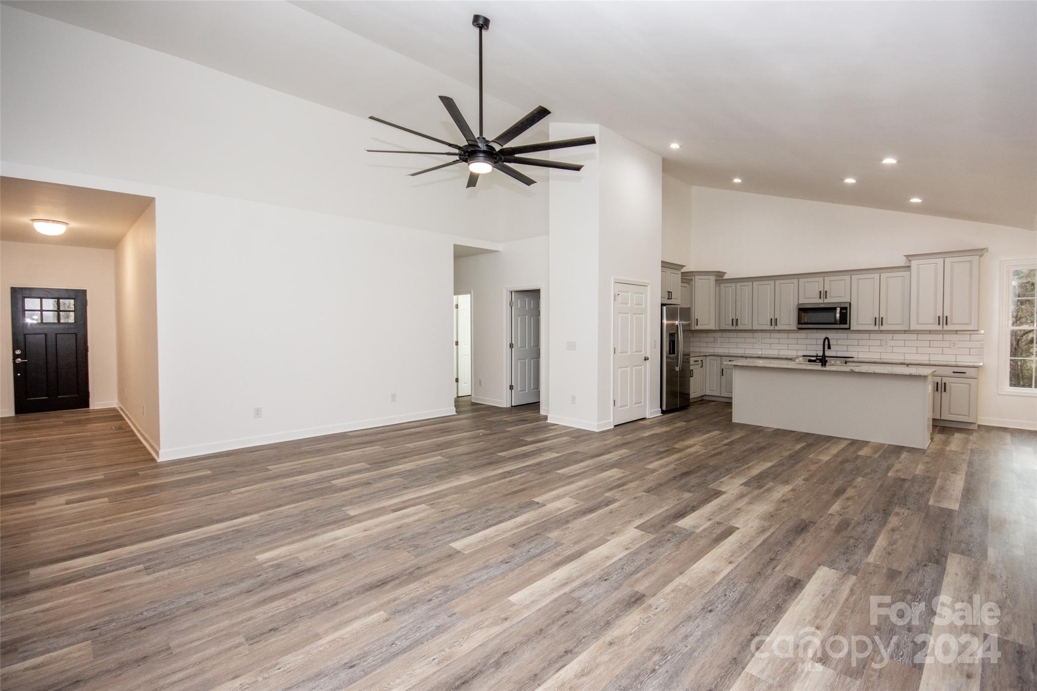 Shadow Wood Estates - Residential