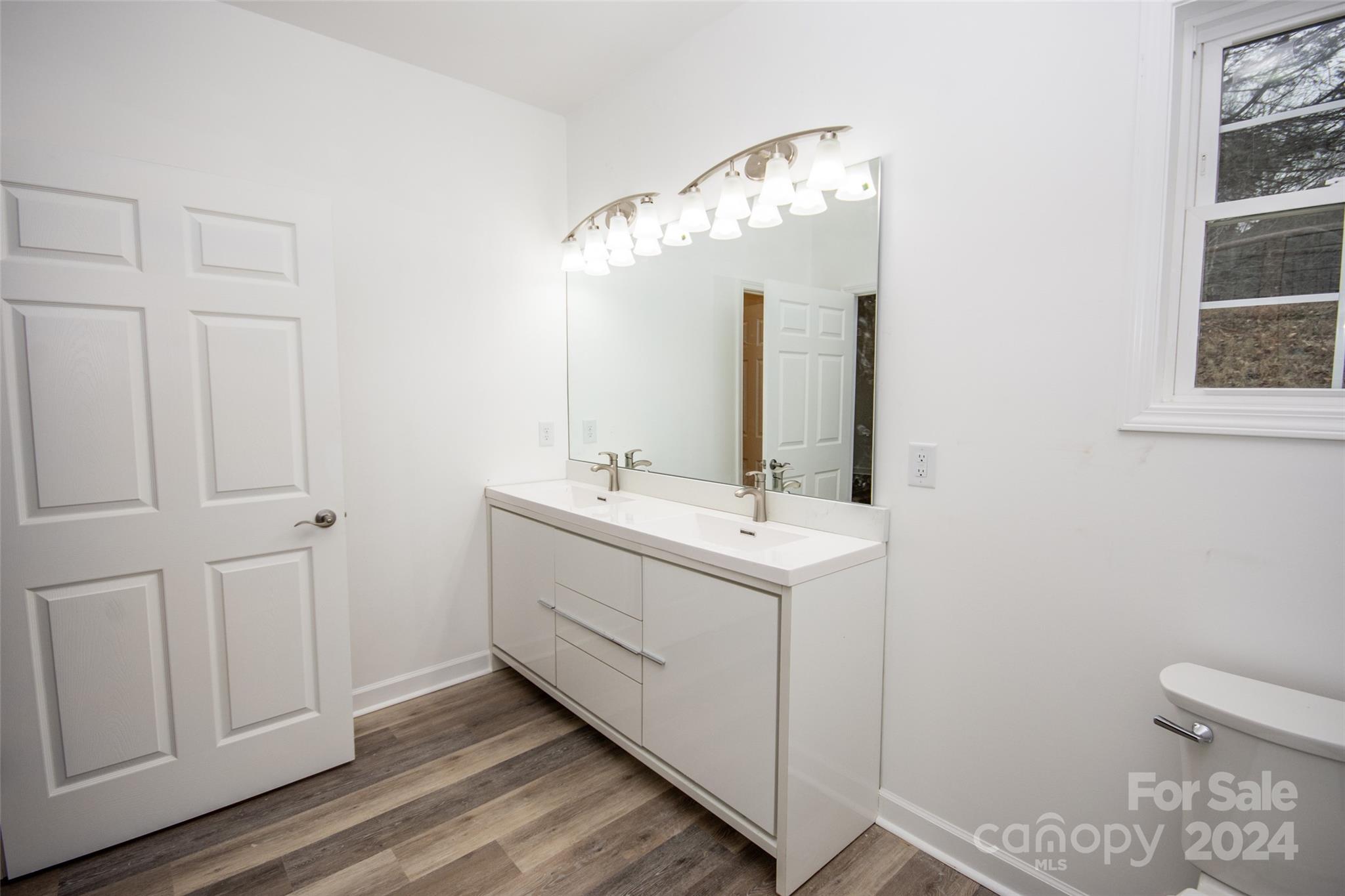 Shadow Wood Estates - Residential