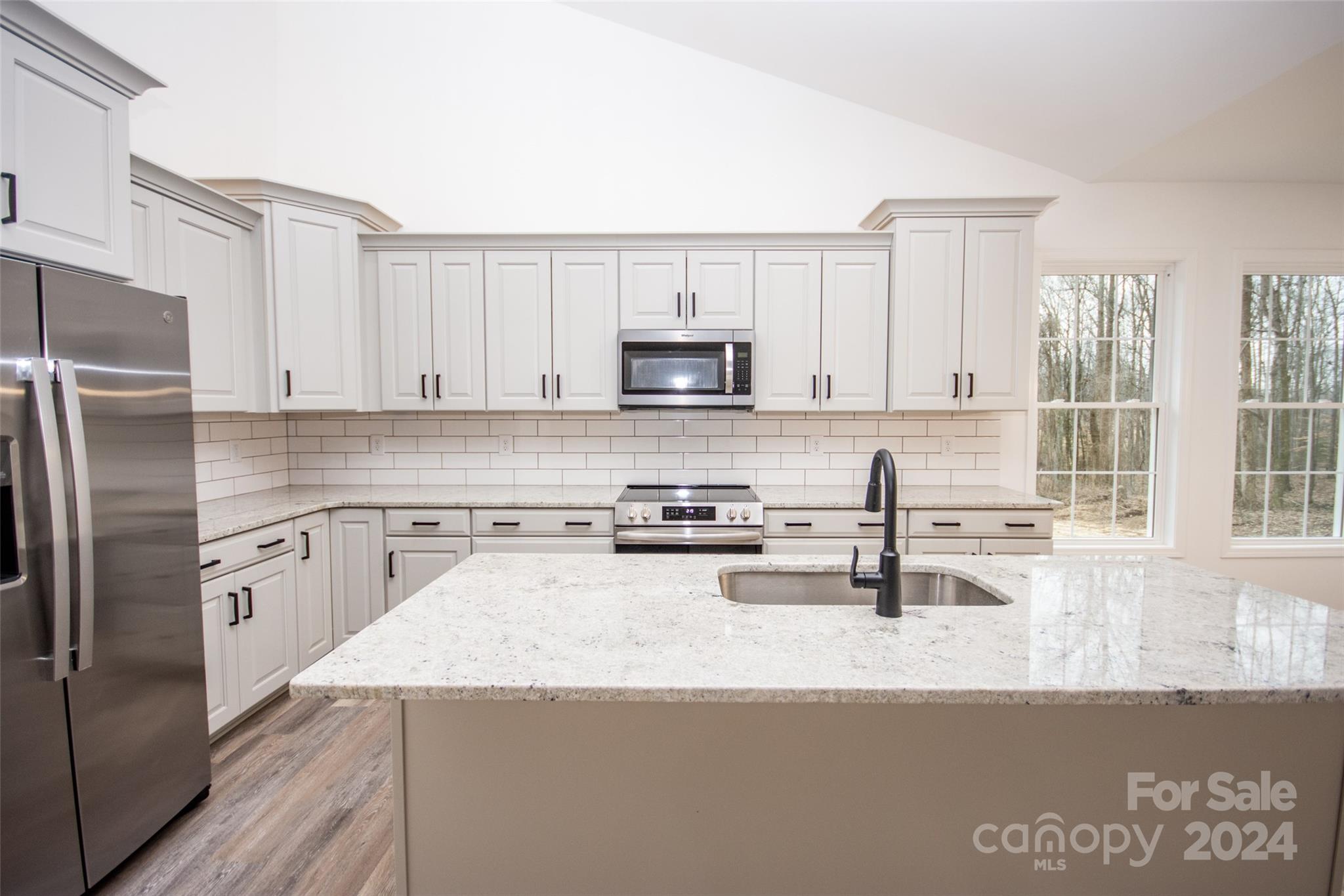 Shadow Wood Estates - Residential