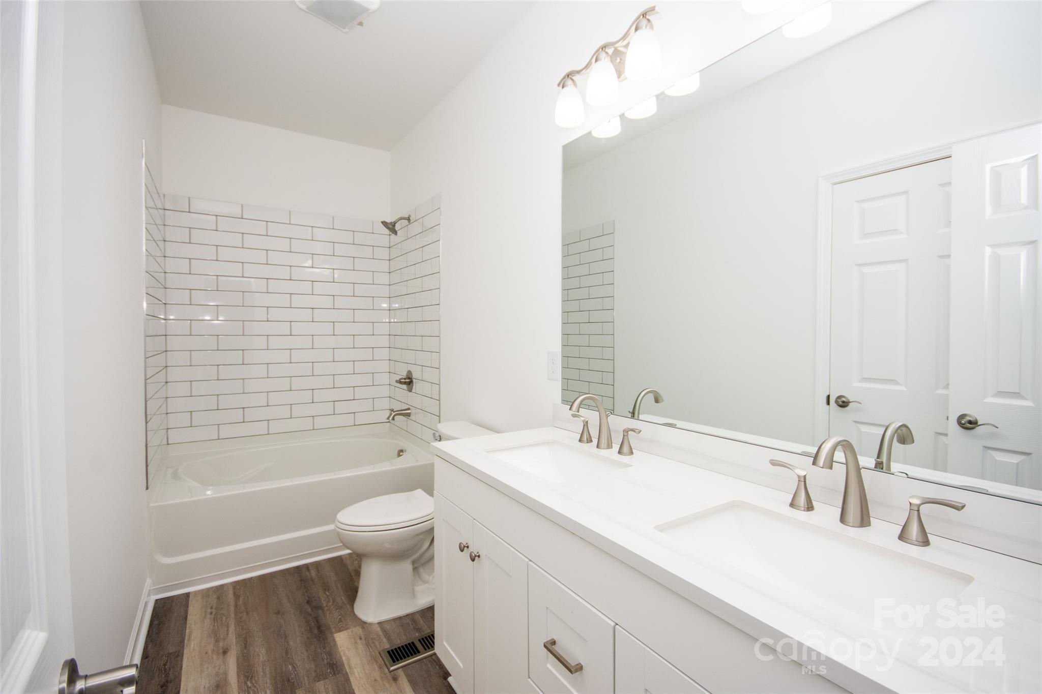 Shadow Wood Estates - Residential