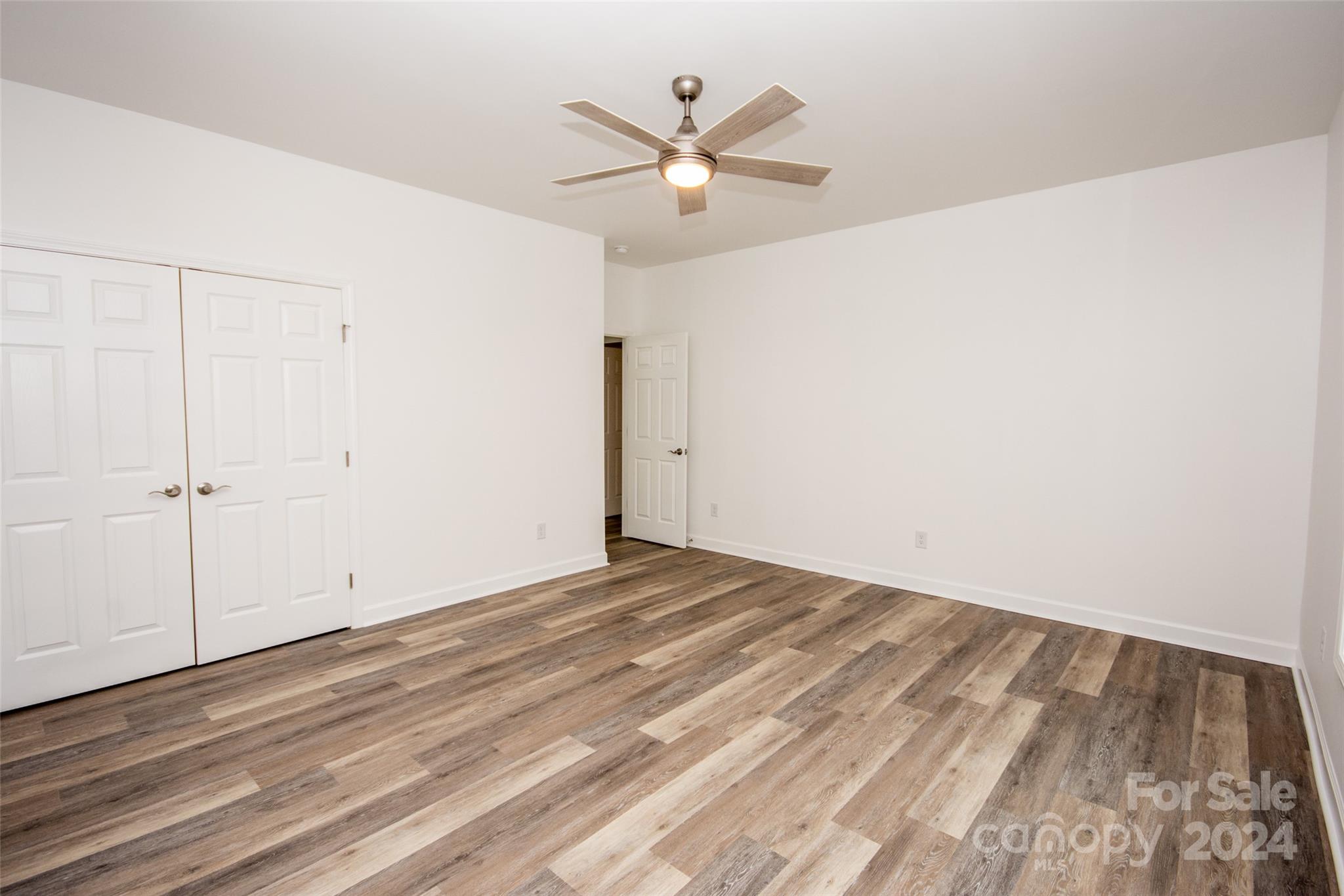 Shadow Wood Estates - Residential