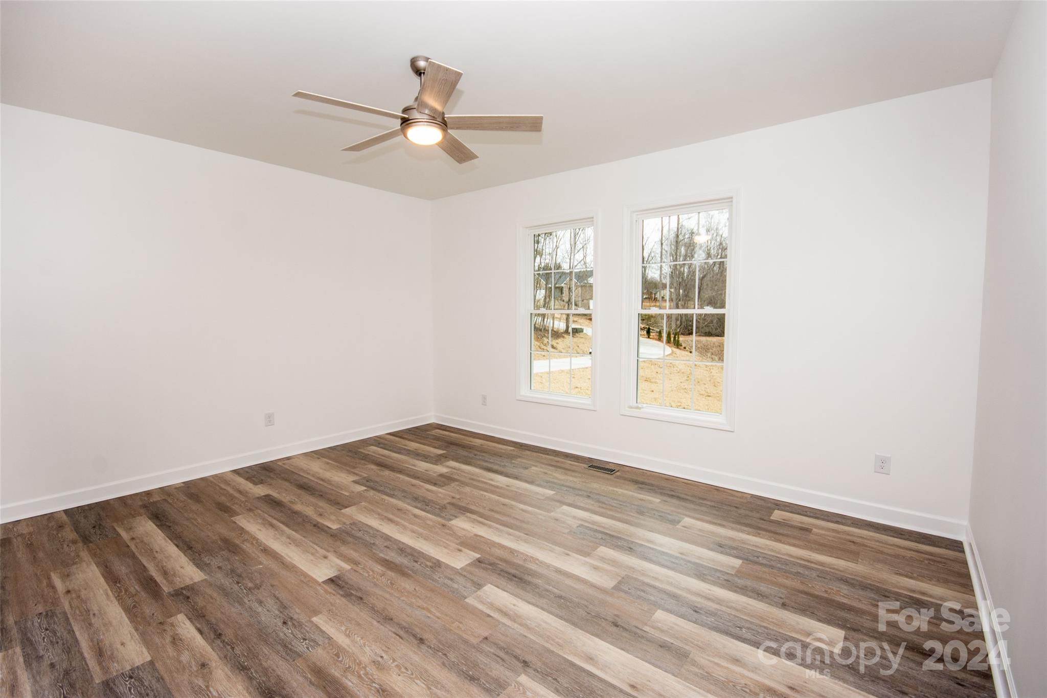 Shadow Wood Estates - Residential