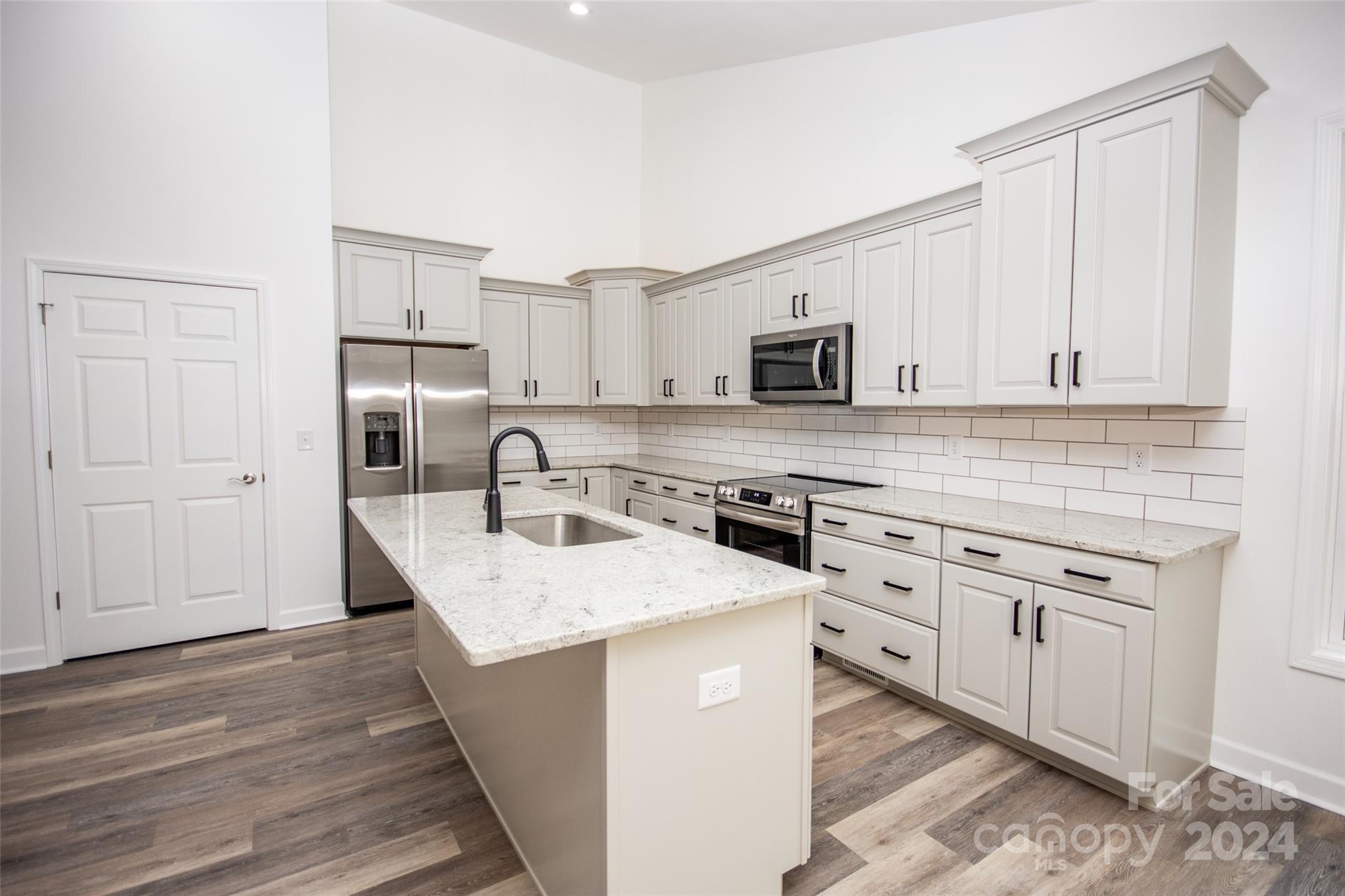 Shadow Wood Estates - Residential