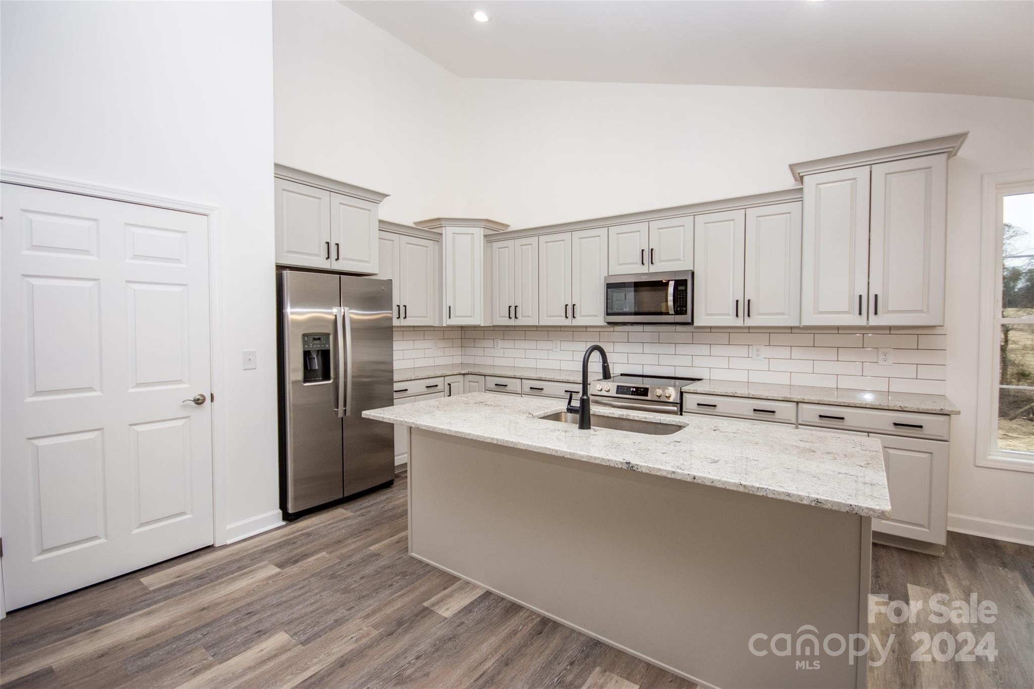 Shadow Wood Estates - Residential