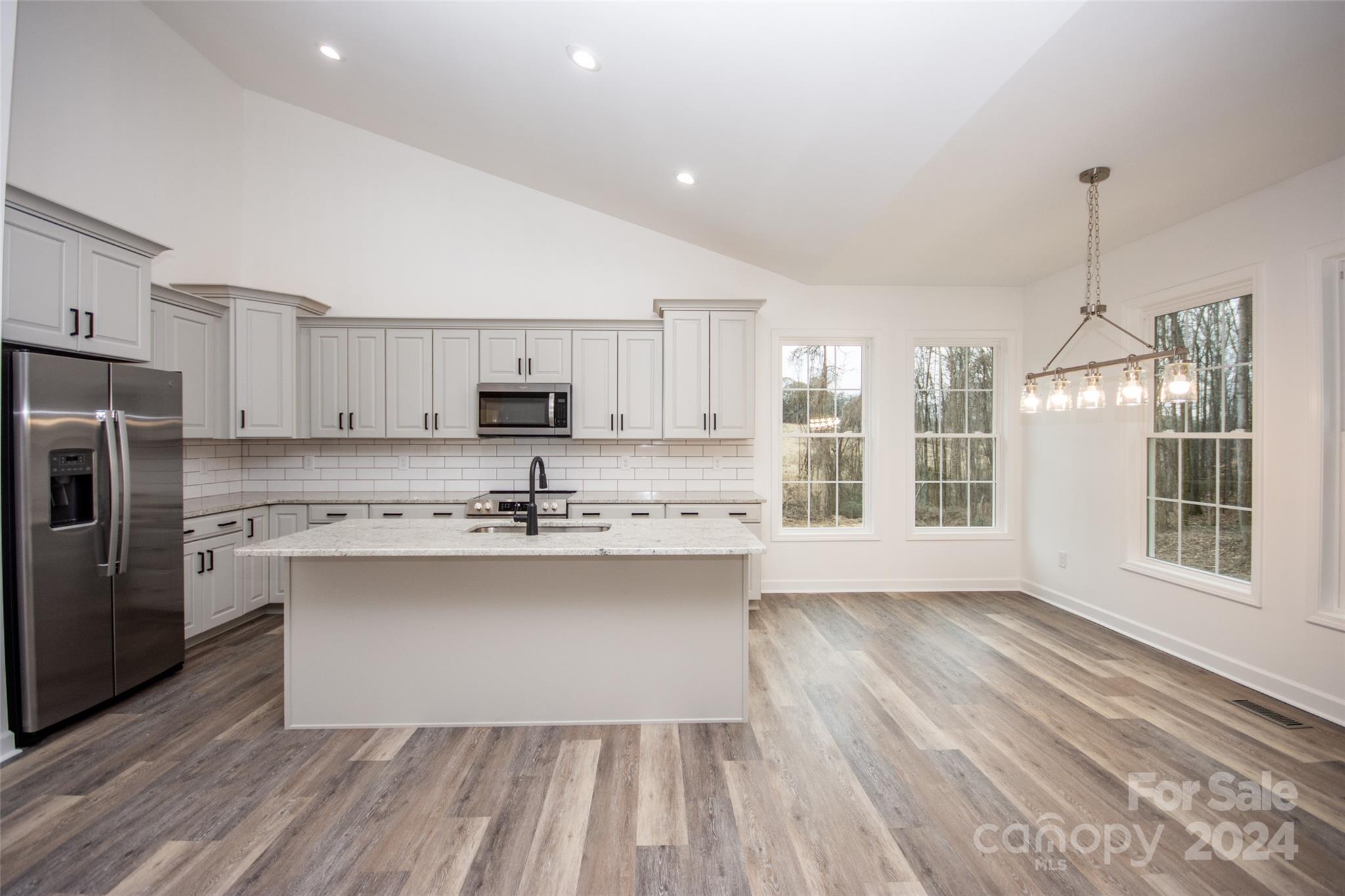 Shadow Wood Estates - Residential