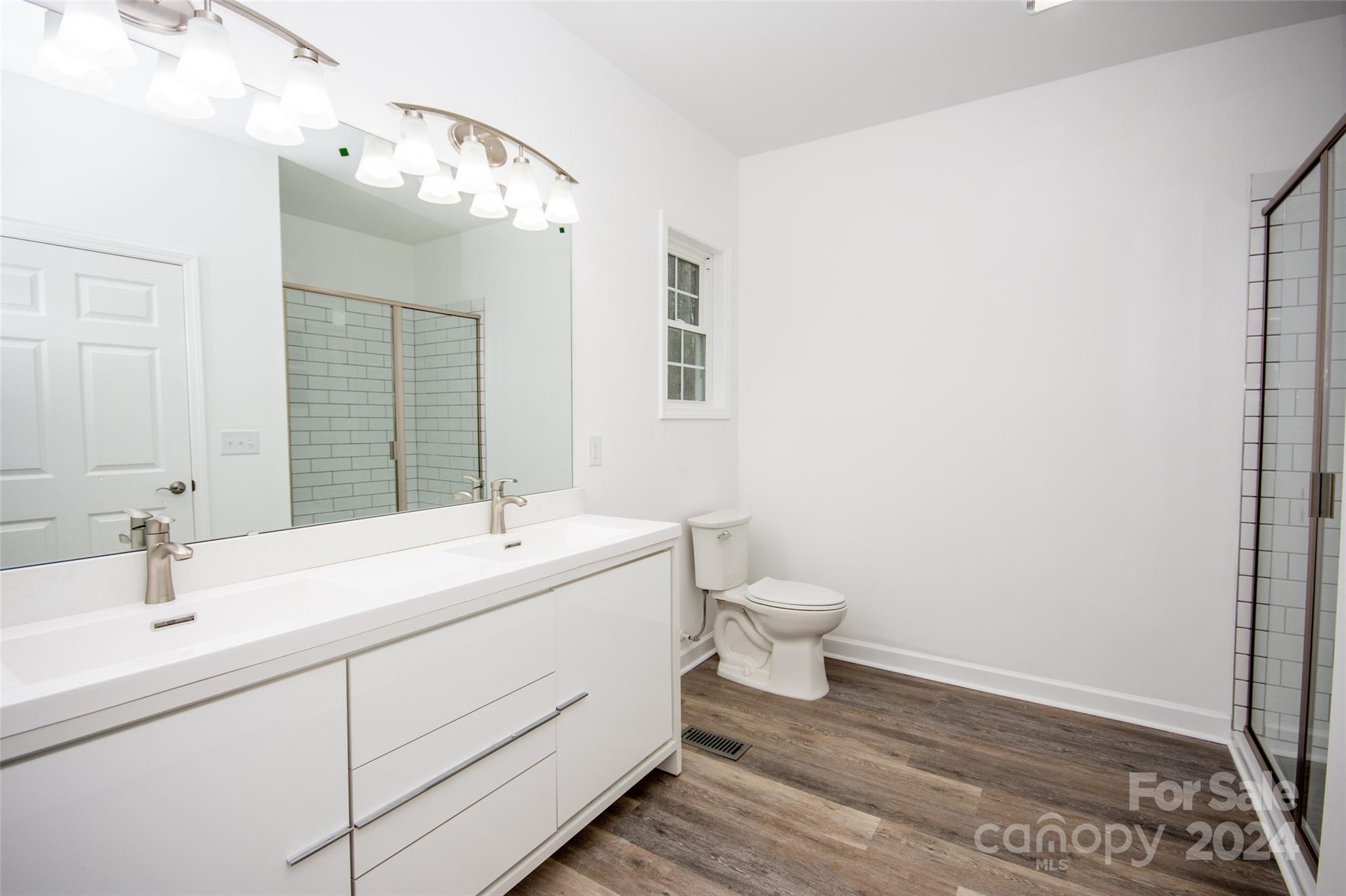 Shadow Wood Estates - Residential