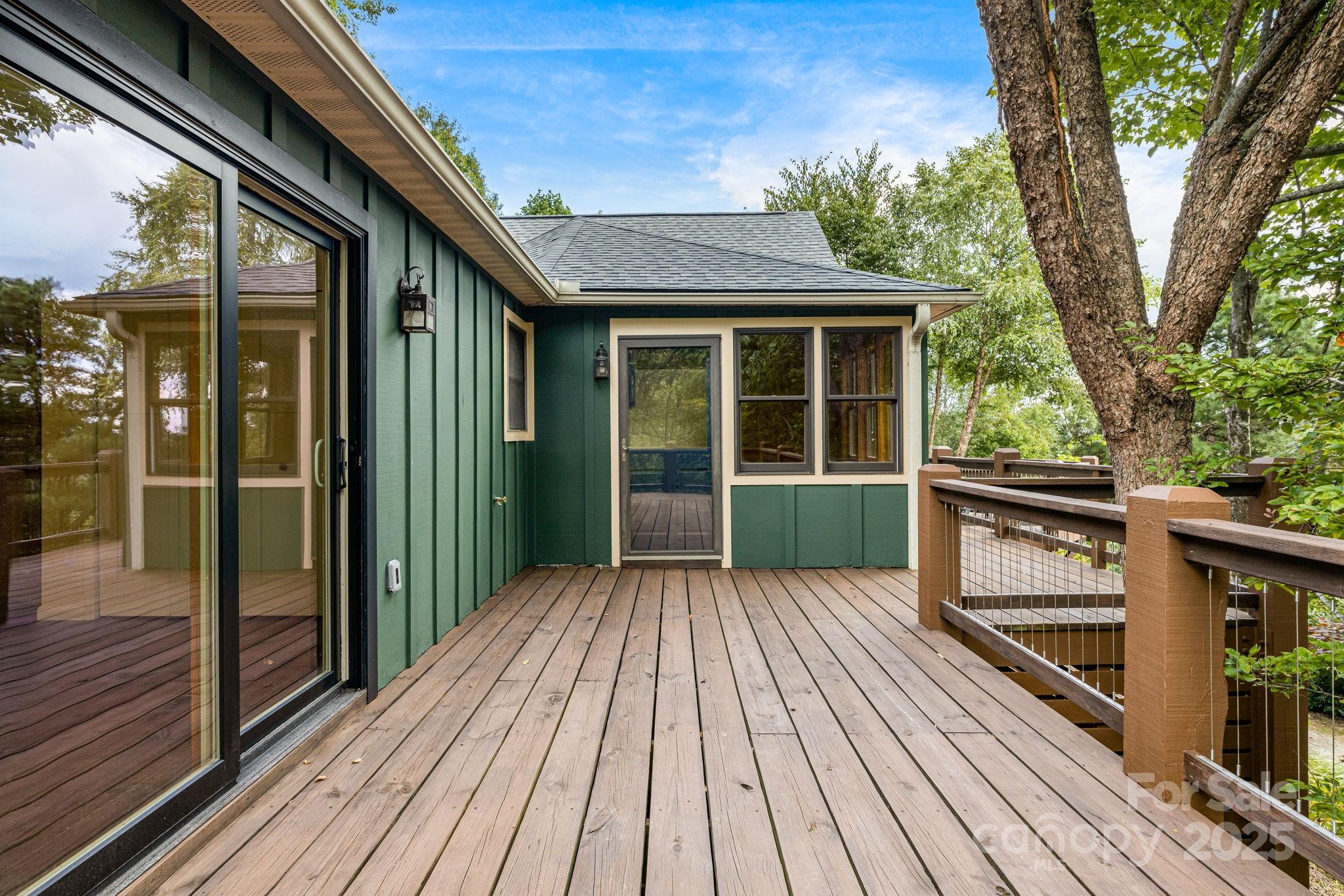 55 Glade Lane